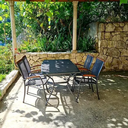 Gostinjska kuća Matana Sobra